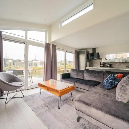 Prázdninový areál Europarcs De Kraaijenbergse Plassen