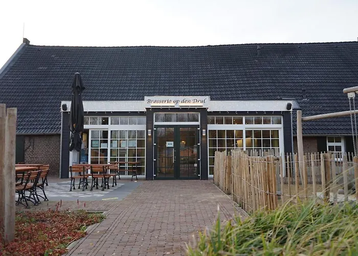 Europarcs De Kraaijenbergse Plassen Village de vacances Linden