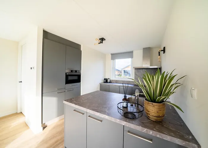 Europarcs De Kraaijenbergse Plassen Parque de vacaciones