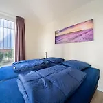 Europarcs De Kraaijenbergse Plassen פארק נופש Linden