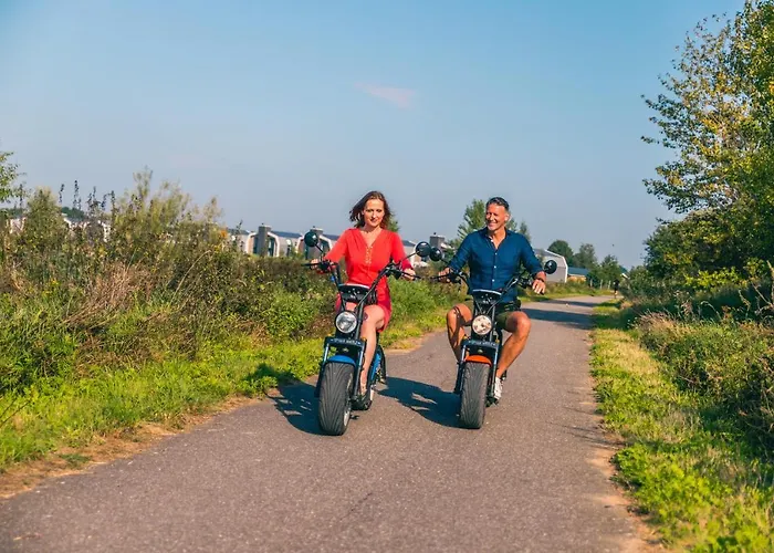 Europarcs De Kraaijenbergse Plassen ホリデーパーク