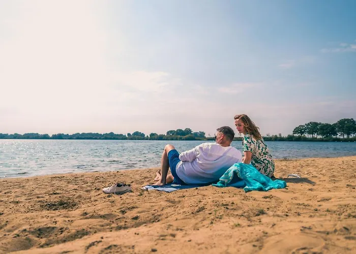 Europarcs De Kraaijenbergse Plassen ホリデーパーク