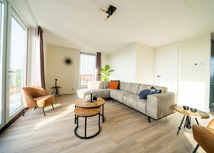 Europarcs De Kraaijenbergse Plassen ホリデーパーク