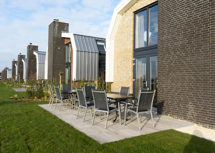 Europarcs De Kraaijenbergse Plassen ホリデーパーク *